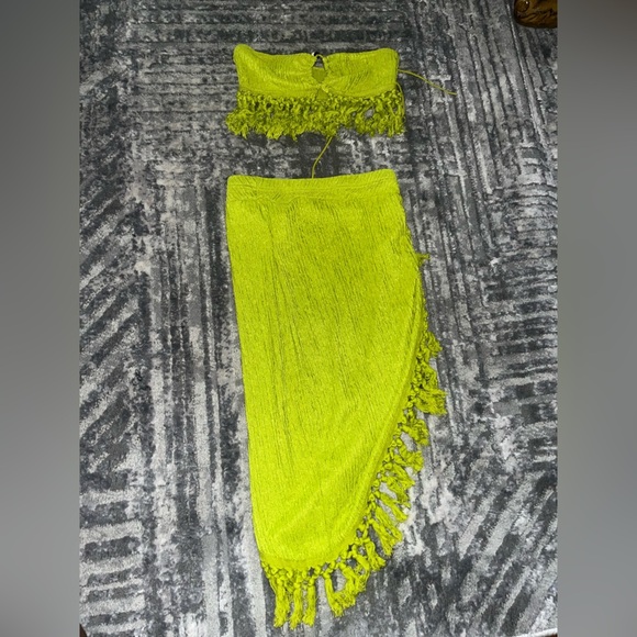 SHEIN Bright Green Knit Tube Top with Fringe - Picture 1 of 4